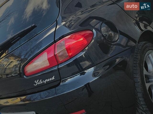 Чорний Альфа Ромео 147, об'ємом двигуна 1.97 л та пробігом 180 тис. км за 3999 $, фото 15 на Automoto.ua