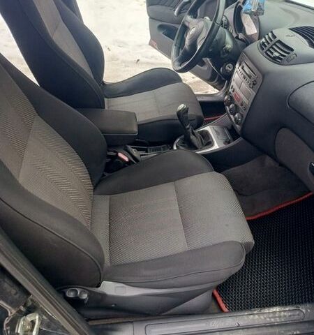 Черный Альфа Ромео 147, объемом двигателя 1.6 л и пробегом 240 тыс. км за 2950 $, фото 19 на Automoto.ua