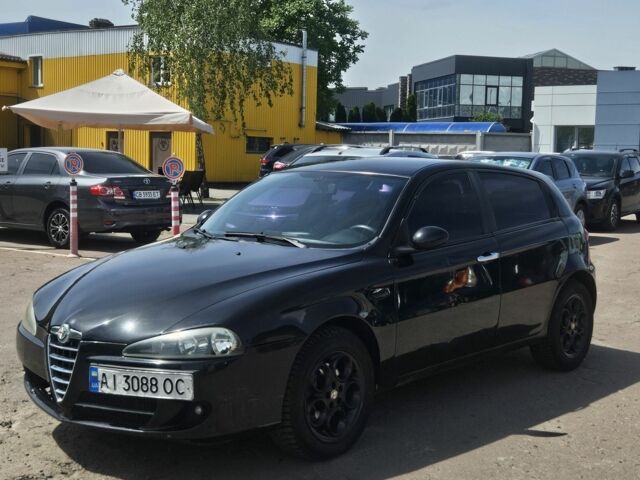 Черный Альфа Ромео 147, объемом двигателя 2 л и пробегом 240 тыс. км за 2700 $, фото 3 на Automoto.ua