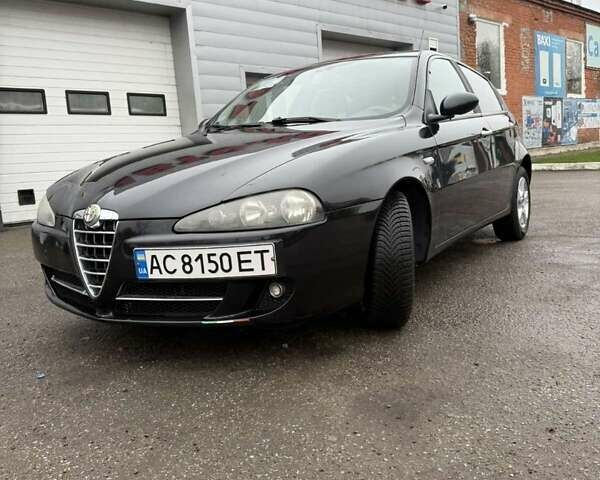 Чорний Альфа Ромео 147, об'ємом двигуна 1.6 л та пробігом 138 тис. км за 4300 $, фото 4 на Automoto.ua