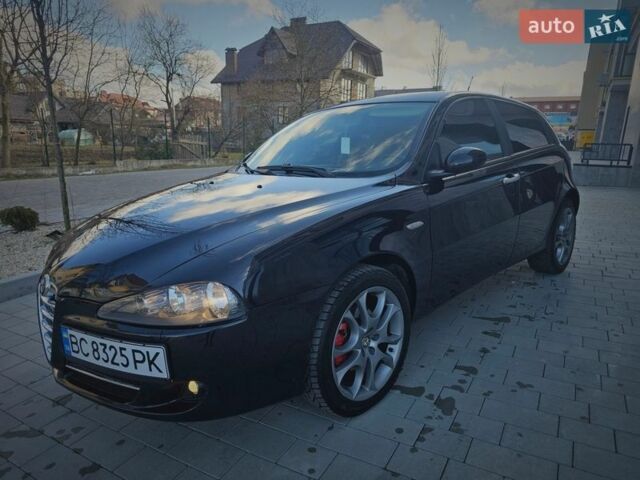 Чорний Альфа Ромео 147, об'ємом двигуна 1.97 л та пробігом 180 тис. км за 3999 $, фото 3 на Automoto.ua