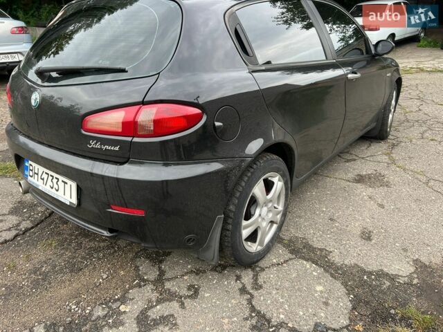 Чорний Альфа Ромео 147, об'ємом двигуна 1.97 л та пробігом 210 тис. км за 3700 $, фото 2 на Automoto.ua