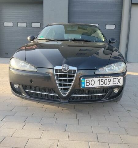 Черный Альфа Ромео 147, объемом двигателя 1.91 л и пробегом 319 тыс. км за 4800 $, фото 1 на Automoto.ua