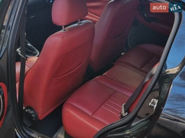 Черный Альфа Ромео 147, объемом двигателя 1.6 л и пробегом 194 тыс. км за 5400 $, фото 12 на Automoto.ua