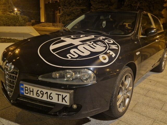 Черный Альфа Ромео 147, объемом двигателя 2 л и пробегом 163 тыс. км за 6200 $, фото 13 на Automoto.ua