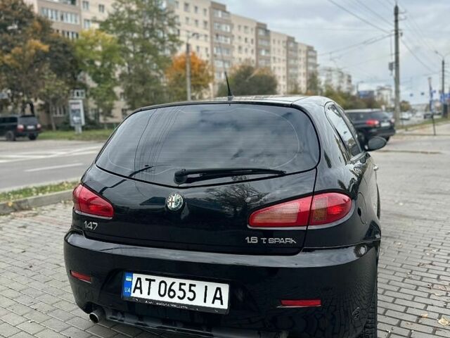 Черный Альфа Ромео 147, объемом двигателя 1.6 л и пробегом 713 тыс. км за 3950 $, фото 9 на Automoto.ua