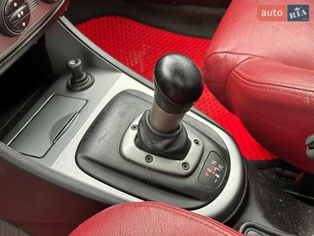 Черный Альфа Ромео 147, объемом двигателя 2 л и пробегом 163 тыс. км за 5990 $, фото 11 на Automoto.ua