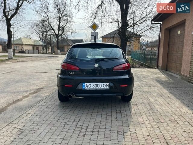 Черный Альфа Ромео 147, объемом двигателя 1.6 л и пробегом 93 тыс. км за 4800 $, фото 4 на Automoto.ua
