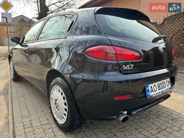 Черный Альфа Ромео 147, объемом двигателя 1.6 л и пробегом 93 тыс. км за 4800 $, фото 11 на Automoto.ua