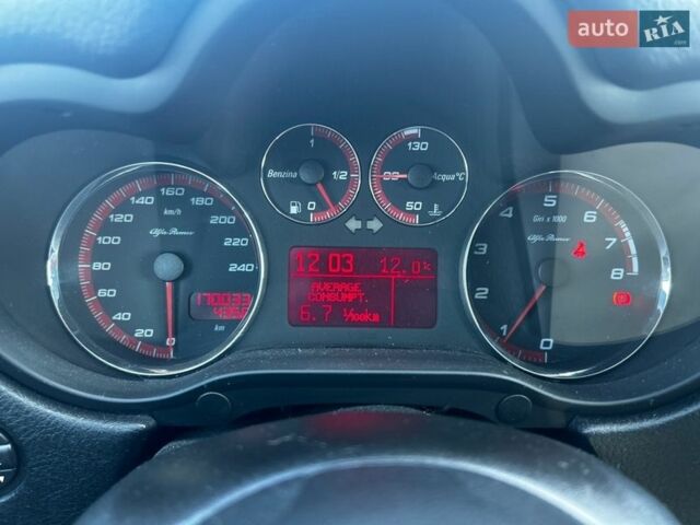 Черный Альфа Ромео 147, объемом двигателя 1.6 л и пробегом 170 тыс. км за 4500 $, фото 20 на Automoto.ua