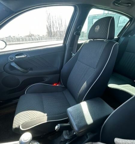 Черный Альфа Ромео 147, объемом двигателя 1.6 л и пробегом 170 тыс. км за 4500 $, фото 23 на Automoto.ua