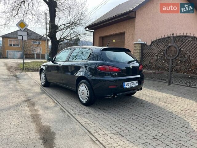 Черный Альфа Ромео 147, объемом двигателя 1.6 л и пробегом 93 тыс. км за 4800 $, фото 3 на Automoto.ua