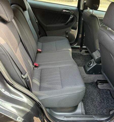 Черный Альфа Ромео 147, объемом двигателя 1.6 л и пробегом 93 тыс. км за 4800 $, фото 17 на Automoto.ua