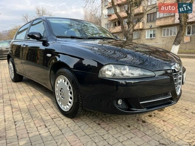 Черный Альфа Ромео 147, объемом двигателя 1.6 л и пробегом 93 тыс. км за 4800 $, фото 13 на Automoto.ua