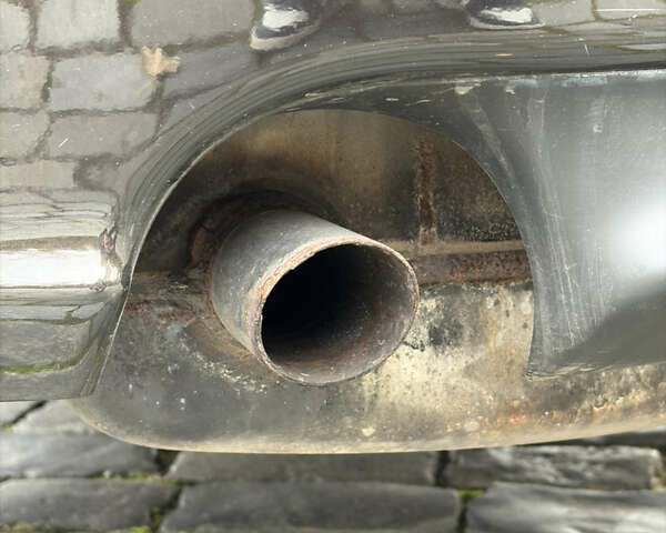 Черный Альфа Ромео 147, объемом двигателя 1.6 л и пробегом 138 тыс. км за 5800 $, фото 110 на Automoto.ua