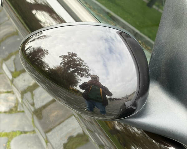 Черный Альфа Ромео 147, объемом двигателя 1.6 л и пробегом 138 тыс. км за 5800 $, фото 89 на Automoto.ua