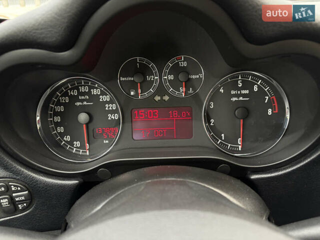 Черный Альфа Ромео 147, объемом двигателя 1.6 л и пробегом 138 тыс. км за 5800 $, фото 127 на Automoto.ua