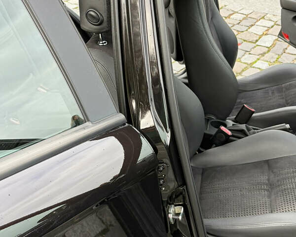 Черный Альфа Ромео 147, объемом двигателя 1.6 л и пробегом 138 тыс. км за 5800 $, фото 61 на Automoto.ua