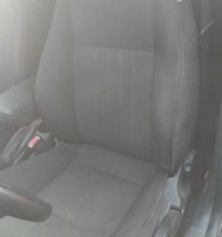 Черный Альфа Ромео 147, объемом двигателя 1.6 л и пробегом 215 тыс. км за 4700 $, фото 6 на Automoto.ua