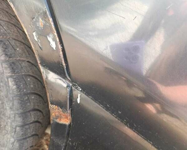 Черный Альфа Ромео 147, объемом двигателя 1.6 л и пробегом 250 тыс. км за 1771 $, фото 4 на Automoto.ua