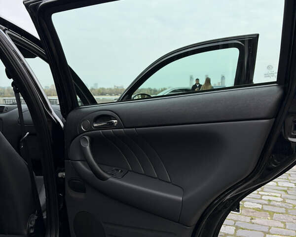 Черный Альфа Ромео 147, объемом двигателя 1.6 л и пробегом 138 тыс. км за 5800 $, фото 43 на Automoto.ua