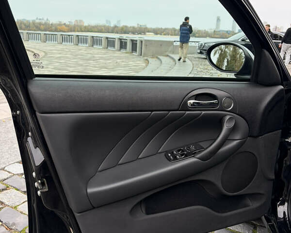 Черный Альфа Ромео 147, объемом двигателя 1.6 л и пробегом 138 тыс. км за 5800 $, фото 17 на Automoto.ua