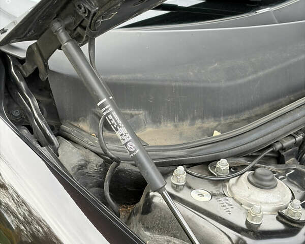 Черный Альфа Ромео 147, объемом двигателя 1.6 л и пробегом 138 тыс. км за 5800 $, фото 104 на Automoto.ua