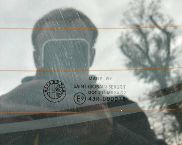 Черный Альфа Ромео 147, объемом двигателя 1.6 л и пробегом 138 тыс. км за 5800 $, фото 85 на Automoto.ua