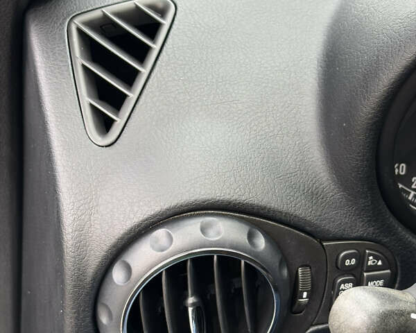 Черный Альфа Ромео 147, объемом двигателя 1.6 л и пробегом 138 тыс. км за 5800 $, фото 141 на Automoto.ua