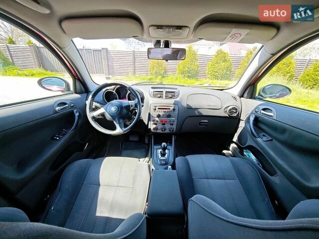 Красный Альфа Ромео 147, объемом двигателя 2 л и пробегом 276 тыс. км за 4700 $, фото 7 на Automoto.ua
