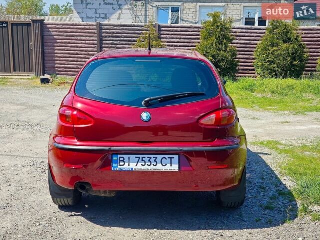 Червоний Альфа Ромео 147, об'ємом двигуна 2 л та пробігом 276 тис. км за 4700 $, фото 8 на Automoto.ua