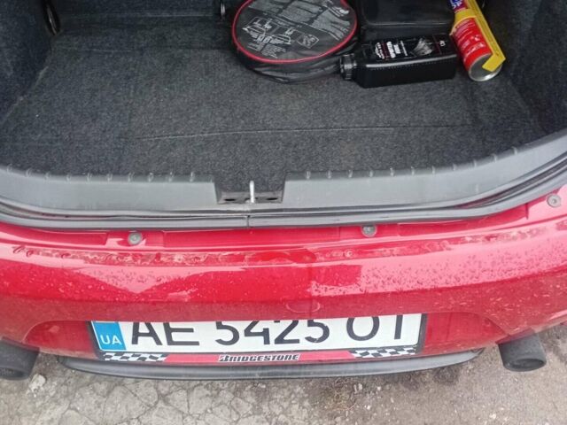 Красный Альфа Ромео 147, объемом двигателя 1.6 л и пробегом 157 тыс. км за 4500 $, фото 13 на Automoto.ua