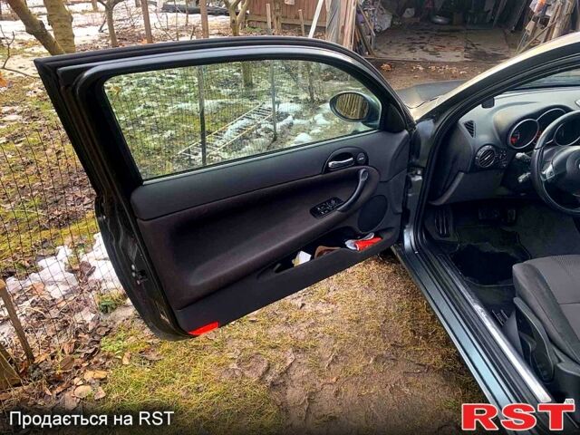 Альфа Ромео 147, объемом двигателя 2 л и пробегом 140 тыс. км за 4500 $, фото 11 на Automoto.ua