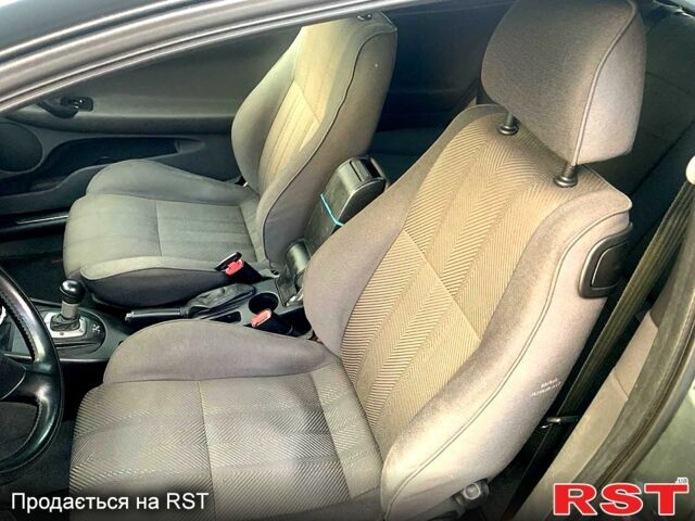 Альфа Ромео 147, объемом двигателя 2 л и пробегом 140 тыс. км за 4500 $, фото 9 на Automoto.ua