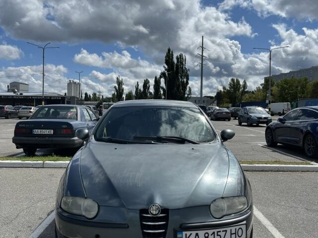 Сірий Альфа Ромео 147, об'ємом двигуна 2 л та пробігом 176 тис. км за 2990 $, фото 1 на Automoto.ua