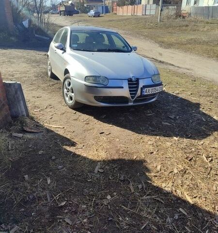 Серый Альфа Ромео 147, объемом двигателя 1.97 л и пробегом 267 тыс. км за 2800 $, фото 1 на Automoto.ua