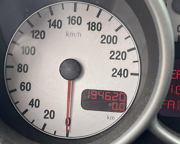 Серый Альфа Ромео 147, объемом двигателя 1.6 л и пробегом 194 тыс. км за 2300 $, фото 6 на Automoto.ua