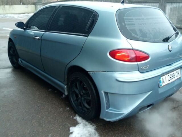 Сірий Альфа Ромео 147, об'ємом двигуна 1.6 л та пробігом 243 тис. км за 3700 $, фото 5 на Automoto.ua