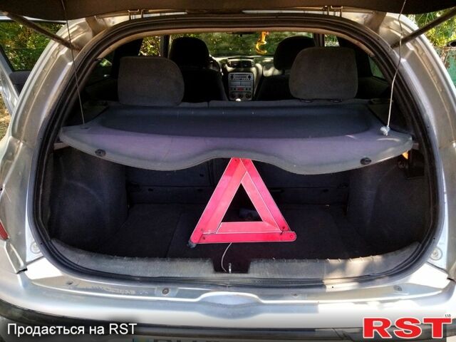 Сірий Альфа Ромео 147, об'ємом двигуна 1.9 л та пробігом 0 тис. км за 2200 $, фото 2 на Automoto.ua