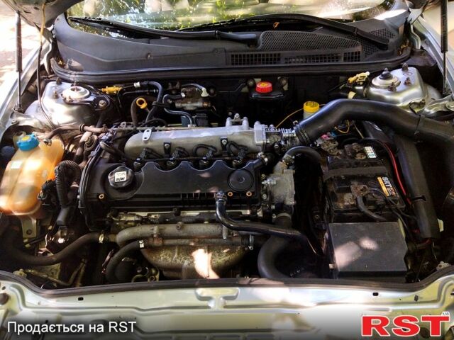 Сірий Альфа Ромео 147, об'ємом двигуна 1.9 л та пробігом 0 тис. км за 2200 $, фото 8 на Automoto.ua