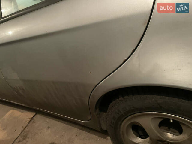 Серый Альфа Ромео 147, объемом двигателя 1.91 л и пробегом 487 тыс. км за 3000 $, фото 7 на Automoto.ua