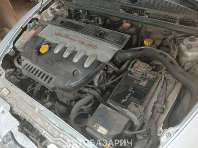 Серый Альфа Ромео 147, объемом двигателя 1.91 л и пробегом 0 тыс. км за 2250 $, фото 2 на Automoto.ua