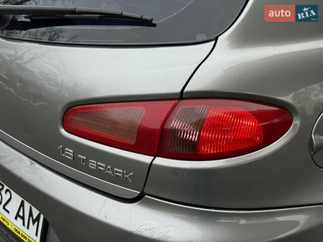 Сірий Альфа Ромео 147, об'ємом двигуна 1.6 л та пробігом 208 тис. км за 3499 $, фото 25 на Automoto.ua