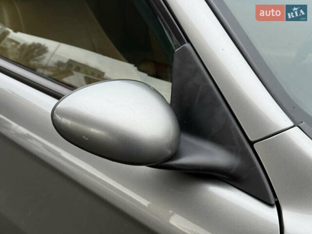 Сірий Альфа Ромео 147, об'ємом двигуна 1.6 л та пробігом 208 тис. км за 3499 $, фото 29 на Automoto.ua