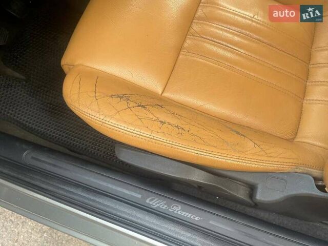 Сірий Альфа Ромео 147, об'ємом двигуна 1.6 л та пробігом 207 тис. км за 4600 $, фото 17 на Automoto.ua