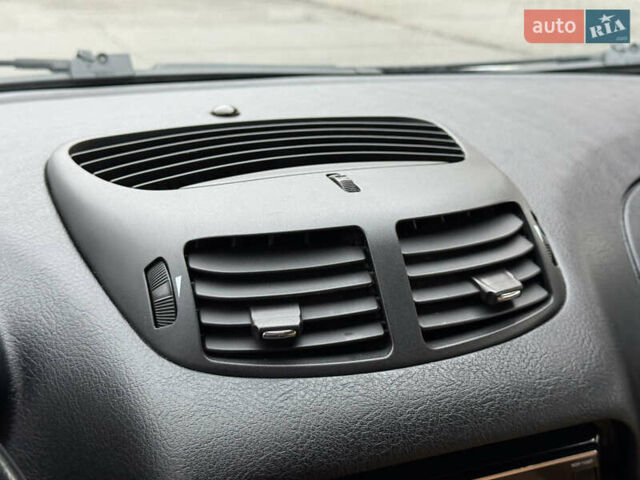 Сірий Альфа Ромео 147, об'ємом двигуна 1.6 л та пробігом 208 тис. км за 3499 $, фото 43 на Automoto.ua