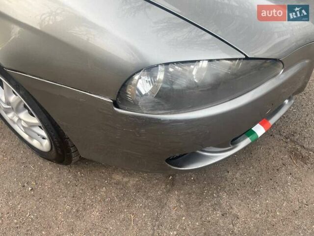 Сірий Альфа Ромео 147, об'ємом двигуна 1.6 л та пробігом 207 тис. км за 4600 $, фото 20 на Automoto.ua