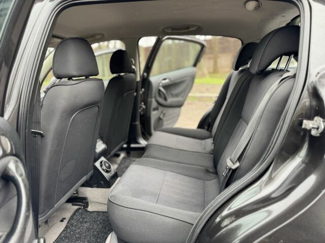 Сірий Альфа Ромео 147, об'ємом двигуна 1.9 л та пробігом 299 тис. км за 1999 $, фото 4 на Automoto.ua