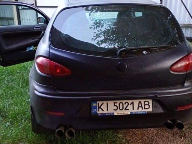 Синій Альфа Ромео 147, об'ємом двигуна 1.6 л та пробігом 30 тис. км за 2900 $, фото 6 на Automoto.ua