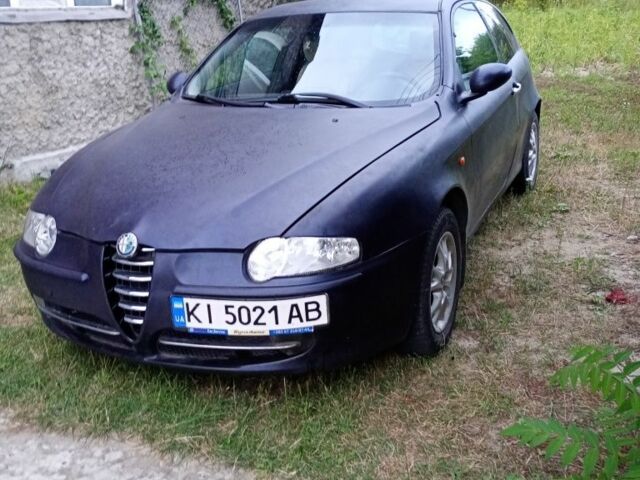 Синій Альфа Ромео 147, об'ємом двигуна 1.6 л та пробігом 30 тис. км за 2463 $, фото 13 на Automoto.ua